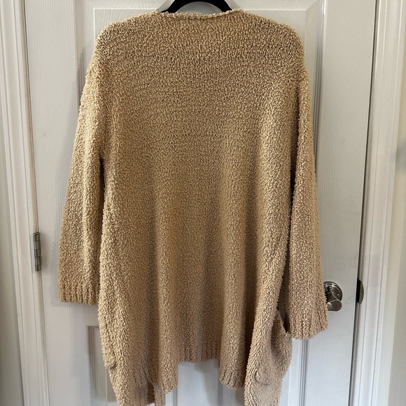 Dreamers Brand size M/L fuzzy cardigan - Picture 4 of 4
